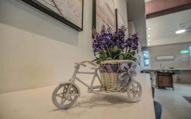 Follow Me Vogue Homestay