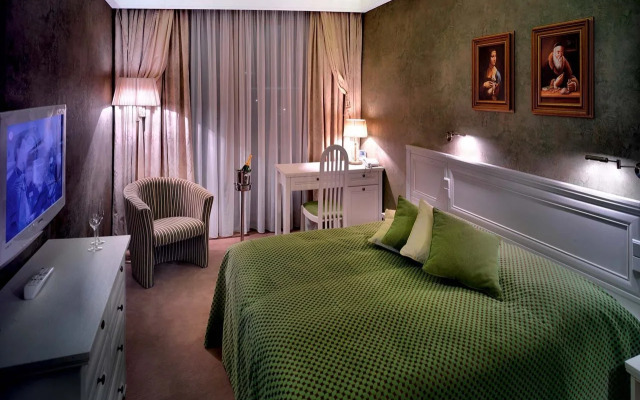 Residence Hotel & Club