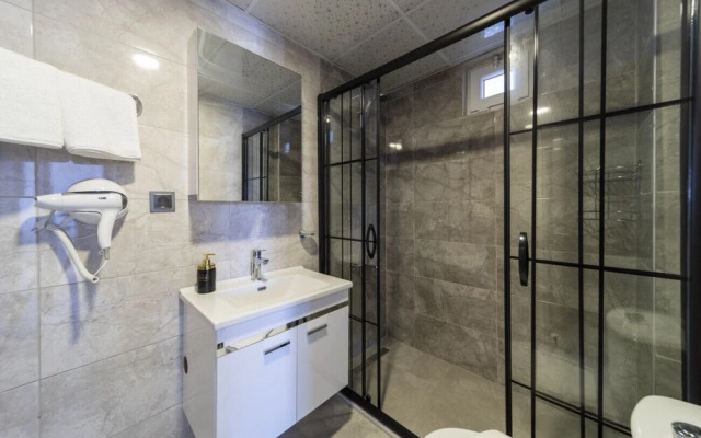 Pleasant Apartment With Balcony in Aksu