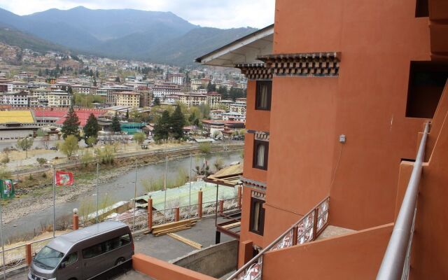 Hotel River View