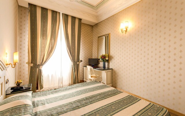 Hotel La Lumiere di Piazza di Spagna