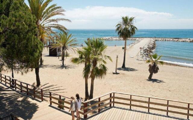 Beachfront Luxury Residence, Playas del Duque, Puerto Banús, Marbella