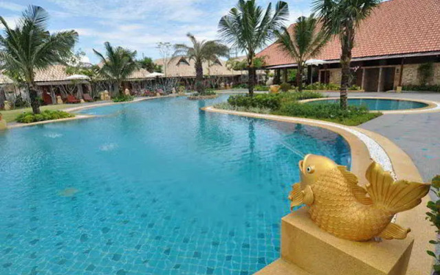 Chalong Villa Resort & Spa