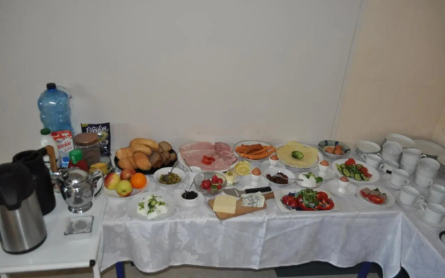 Pod starymi lipami