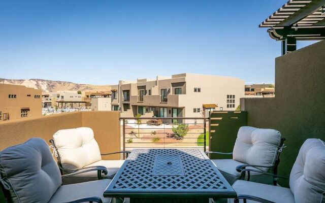 Mert'S Place By Redawning