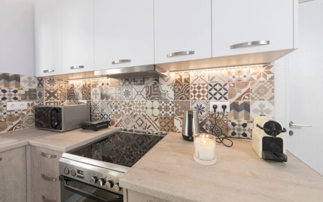 Stylish and Modern Apartment in the Heart of Athens
