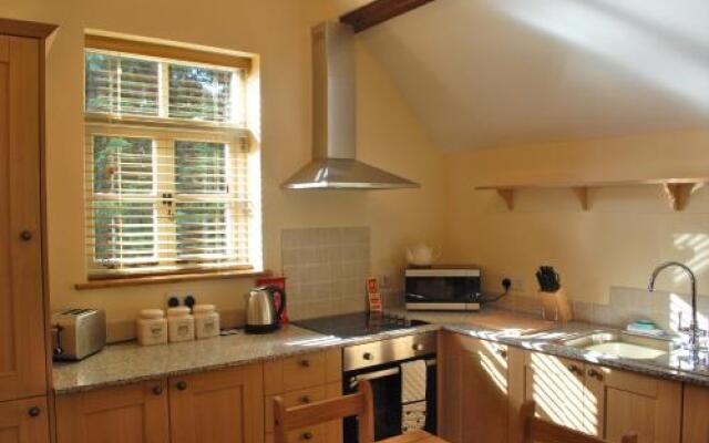Woodleighton Cottages
