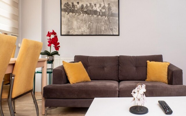 Missafir Modern Flat Near Nisantasi in Besiktas