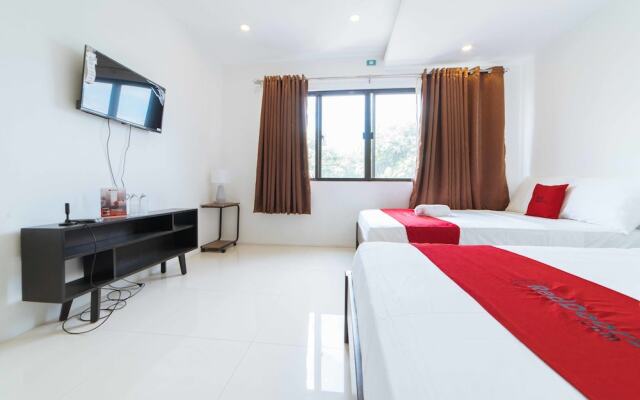 RedDoorz Plus @ Balibago Angeles City 2