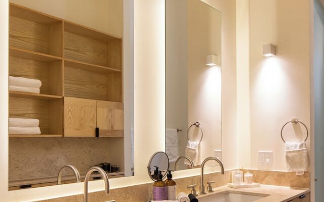 HOLT Parque Juarez Privada 5BR Villa