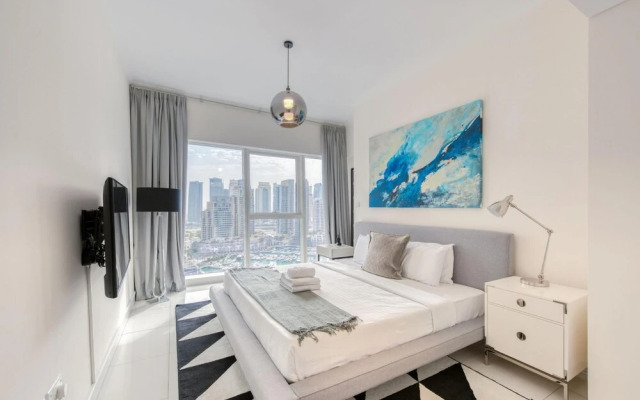 Maison Privee - Aesthetic Apt w/ Stunning Vw in Luxurious Building