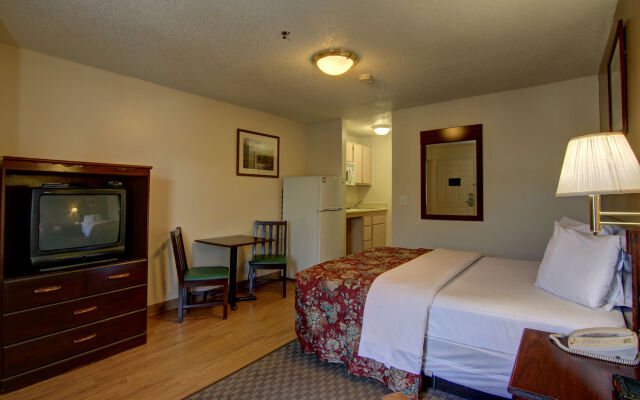 Intown Suites Extended Stay Select Houston - Stafford