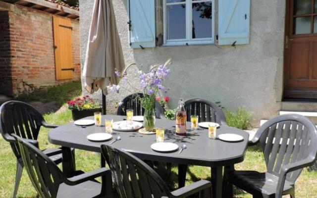 Gîte Pralong, 3 Pièces, 4 Personnes - Fr-1-496-117