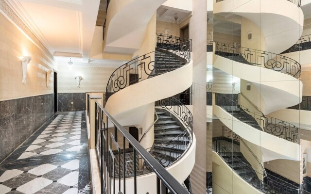 "superbe Appart Méga Terrasse Piscine +big Jardin"