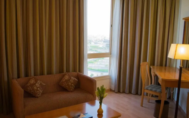 Le Royal Express Salmiya Hotel