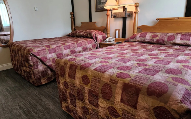 McIntosh Country Inn & Conference Centre in Canada