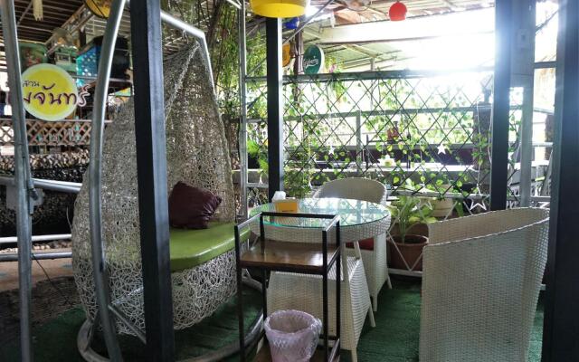 Baansuan Chomchun By Zuzu