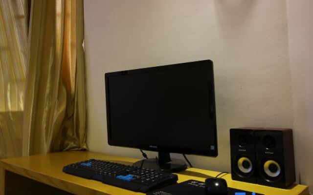 Yizhang Materials Business Hotel