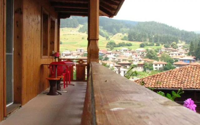 Guest House Roden Dom