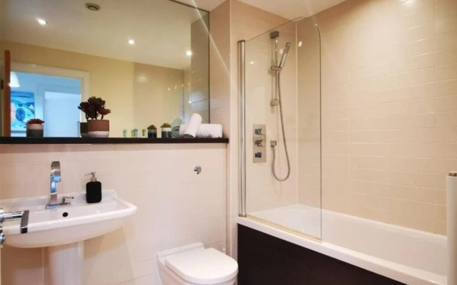 Comfy City Center Apartment