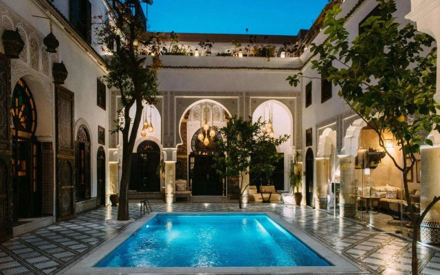 Riad Maison Bleue And Spa