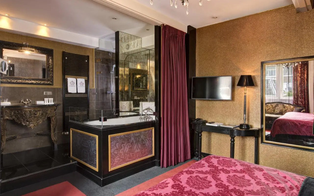 The Pavilions Amsterdam, The Toren