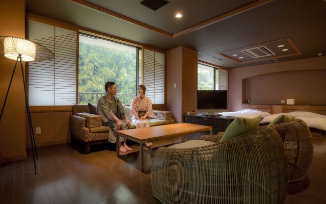 Yamanaka Onsen Ohanami Kyubei