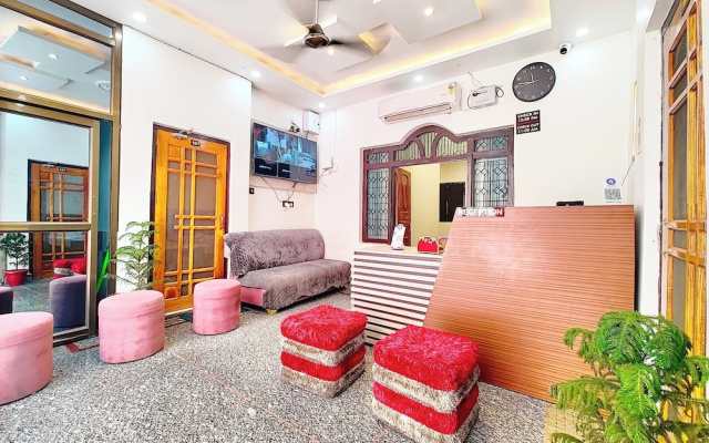 Hotel Mateshwari Palace Ayodhya