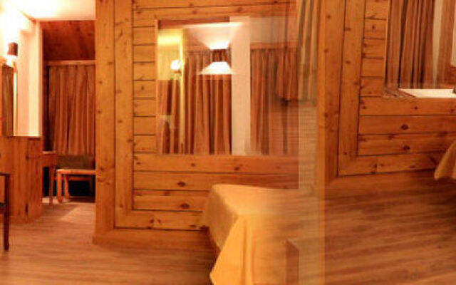 Whispering Inn by Vivaan