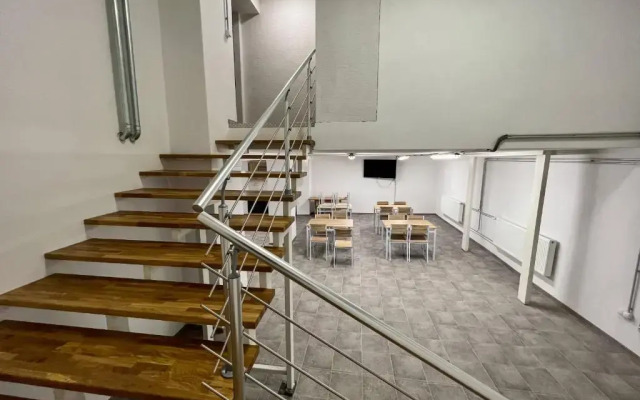 Hostel H18