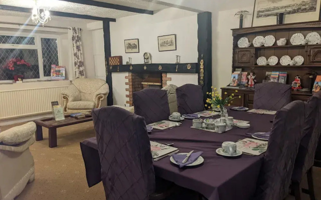 Cwmbach Cottages