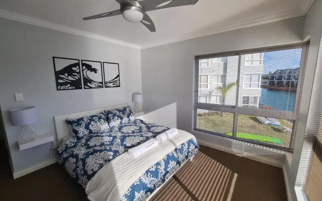 33 Kingston Place, Marina Martinique