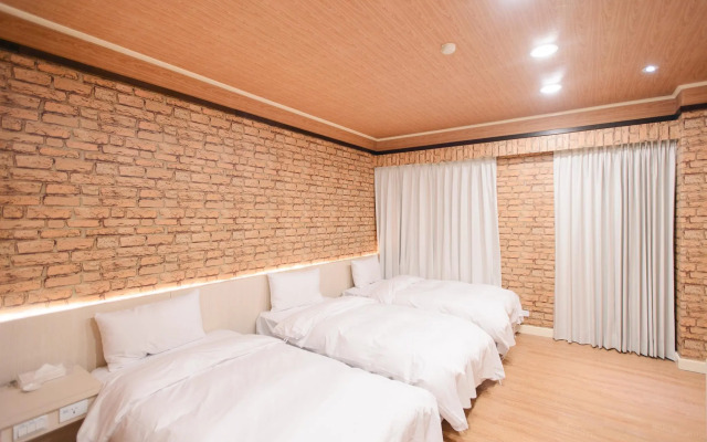 Duke Hotel Taoyuan