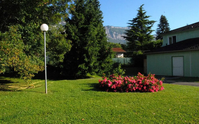 Fasthotel Grenoble Montbonnot