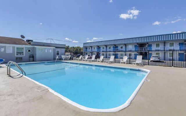 Magnuson Hotel Union