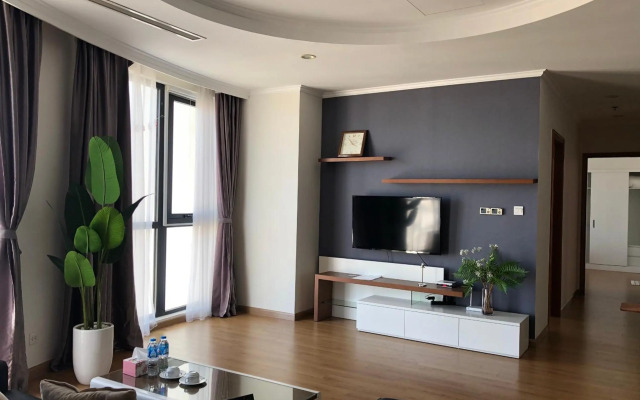 Vinhomes Royal City Luxury Apartment 3 Br