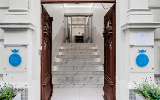 Royal Court Hotel