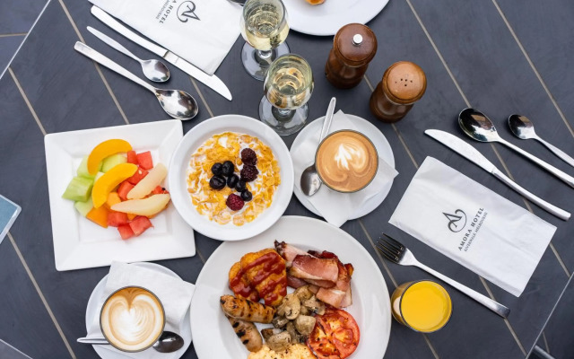 Amora Hotel Riverwalk Melbourne