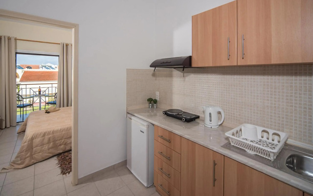 Metaxa Apartments