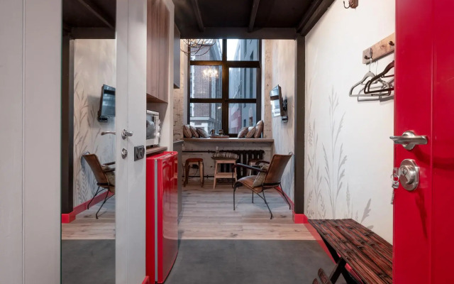 Soho Bohemian Loft on Nizhnyaya Krasnoselskaya Street