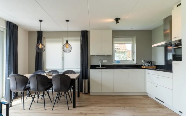 Holiday Home in Scherpenisse With Garden