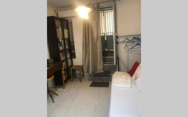 Exarcheia: Independent Ground Floor House.