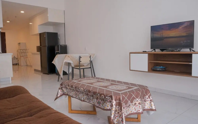 Spacious and Simple 3BR Sky House BSD Apartment