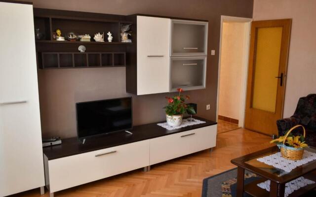 Two bedrooms apartment Vrsar Goga-max 4 pax, beach area