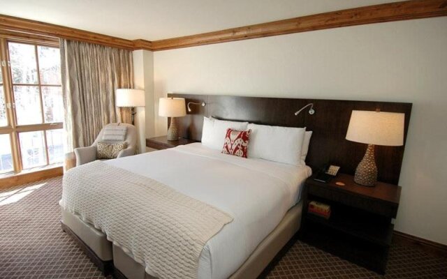 Aspen St. Regis 3 Bedroom Residence Club Condo, Walk to Lifts
