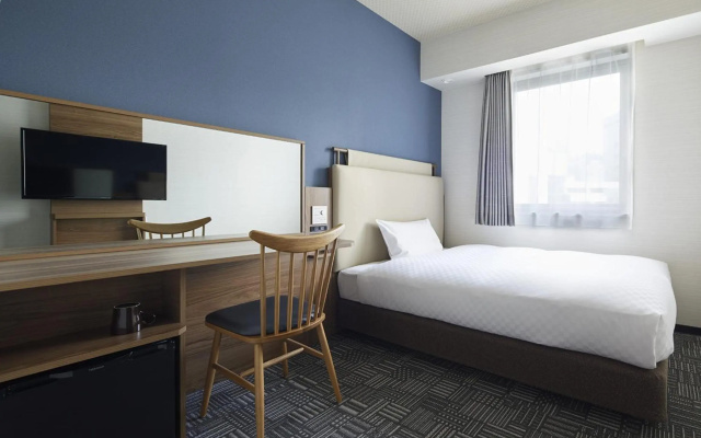 VIA INN HAKATAGUCHI EKIMAE JR-West Group – Guest Rooms – Fukuoka