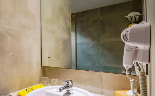 Yello Hotel Harbour Bay Batam