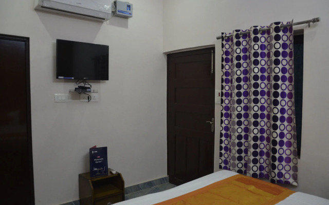 OYO Rooms Cantt Roadways Varanasi