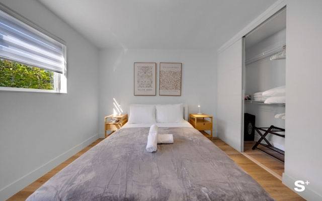 Chic 1-BD Apt in Miami Gym-Free Parking
