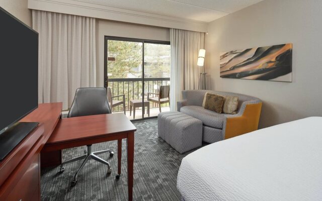 Courtyard by Marriott Chicago Wood Dale